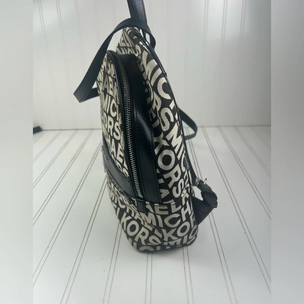 Michael Kors Kenly Large Backpack 35S0SY9B7J Black Multi White Logo NWT - Picture 5 of 10